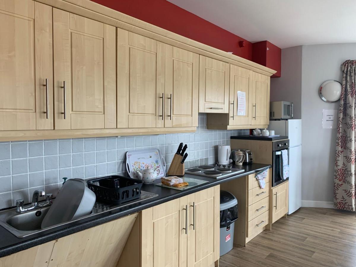 Priory House, Student Accommodation, Manor Village Apartments, Cork Road, X91W427 Waterford Esterno foto