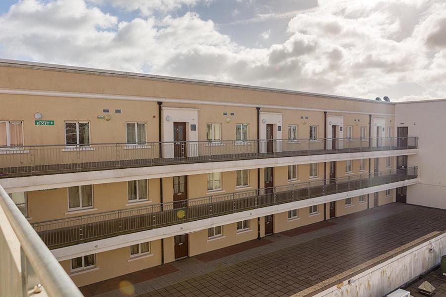 Priory House, Student Accommodation, Manor Village Apartments, Cork Road, X91W427 Waterford Esterno foto