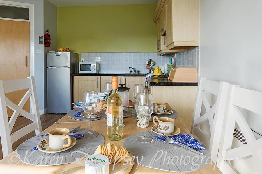 Priory House, Student Accommodation, Manor Village Apartments, Cork Road, X91W427 Waterford Esterno foto